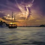 Ena * Zadar